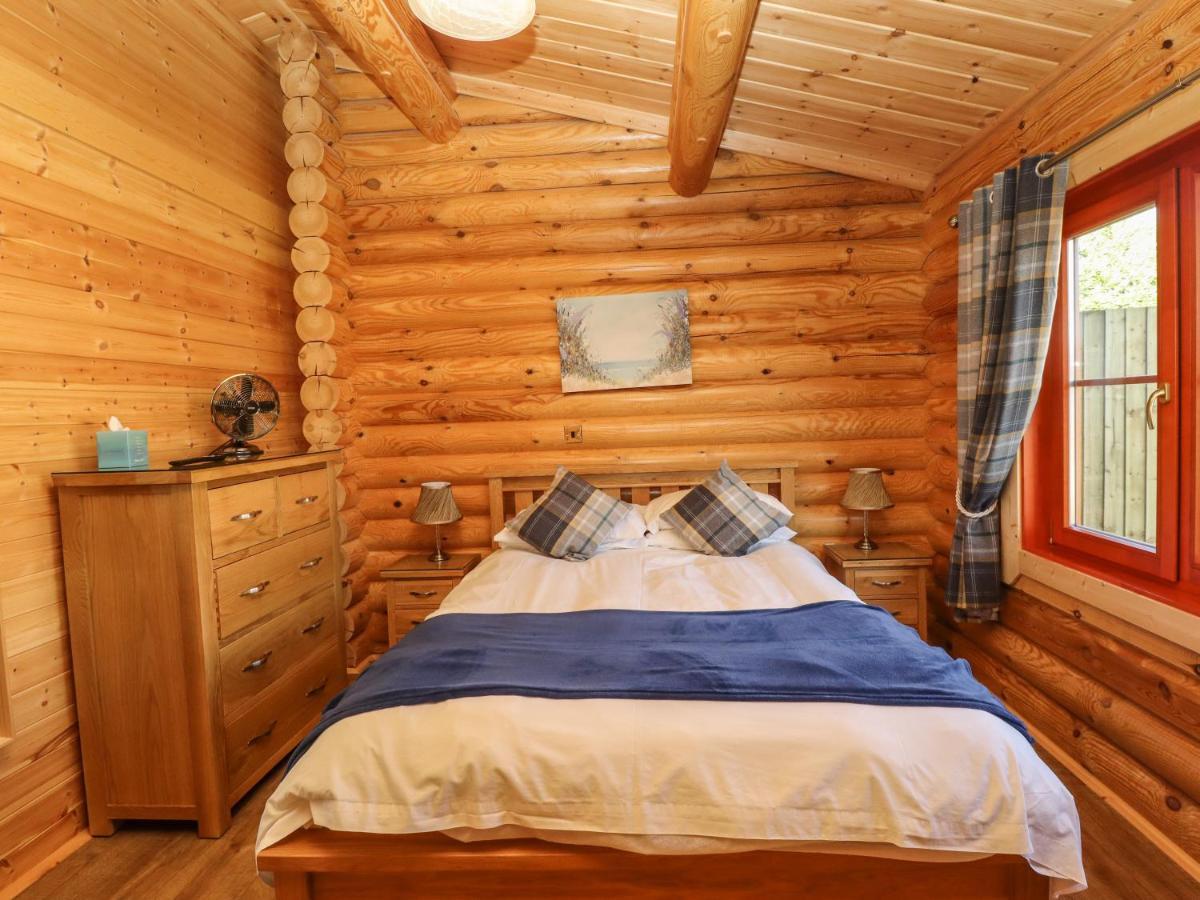 Holly Lodge Оакхам Экстерьер фото